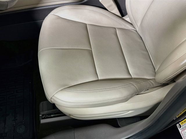 Used 2023 Lincoln Corsair AWD w/ Equipment Group 101A image 24