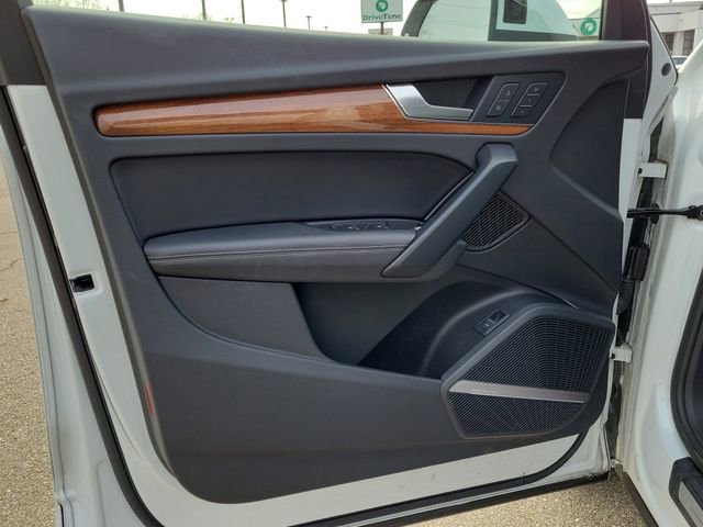 Used 2022 Audi Q5 2.0T Prestige w/ Prestige Package image 19