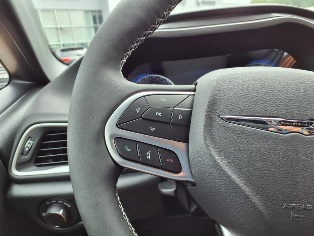 New 2026 Chrysler Voyager LX image 24