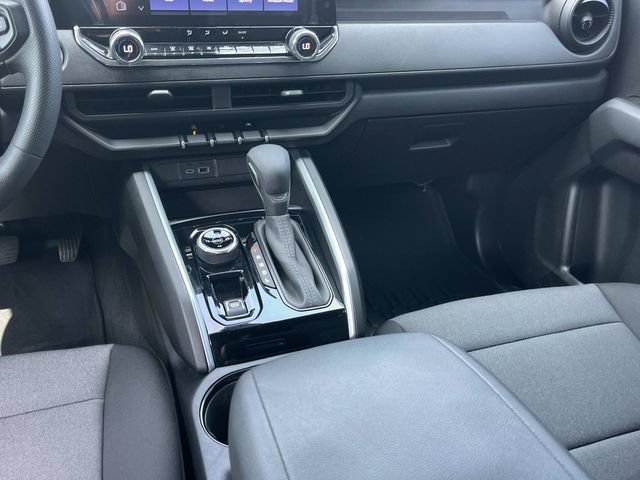 Used 2025 Chevrolet Colorado Trail Boss AWD/4WD image 20