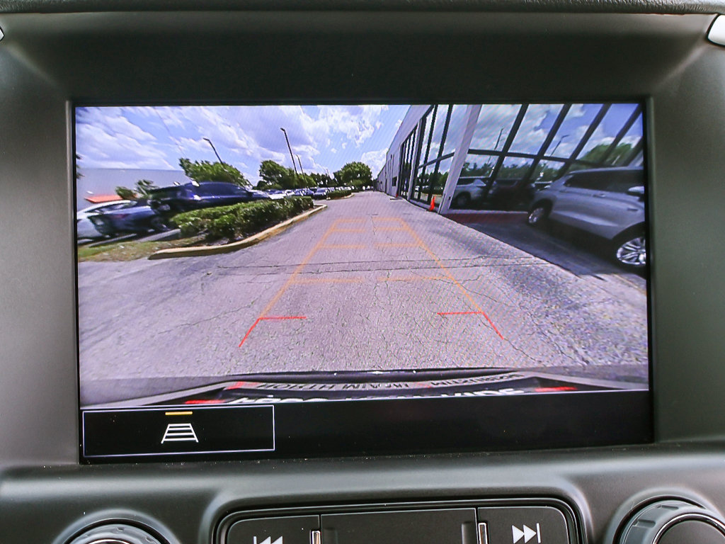 Used 2024 GMC Terrain SLT FWD image 43