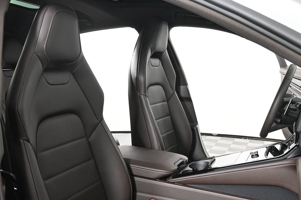 New 2026 Porsche Panamera image 24