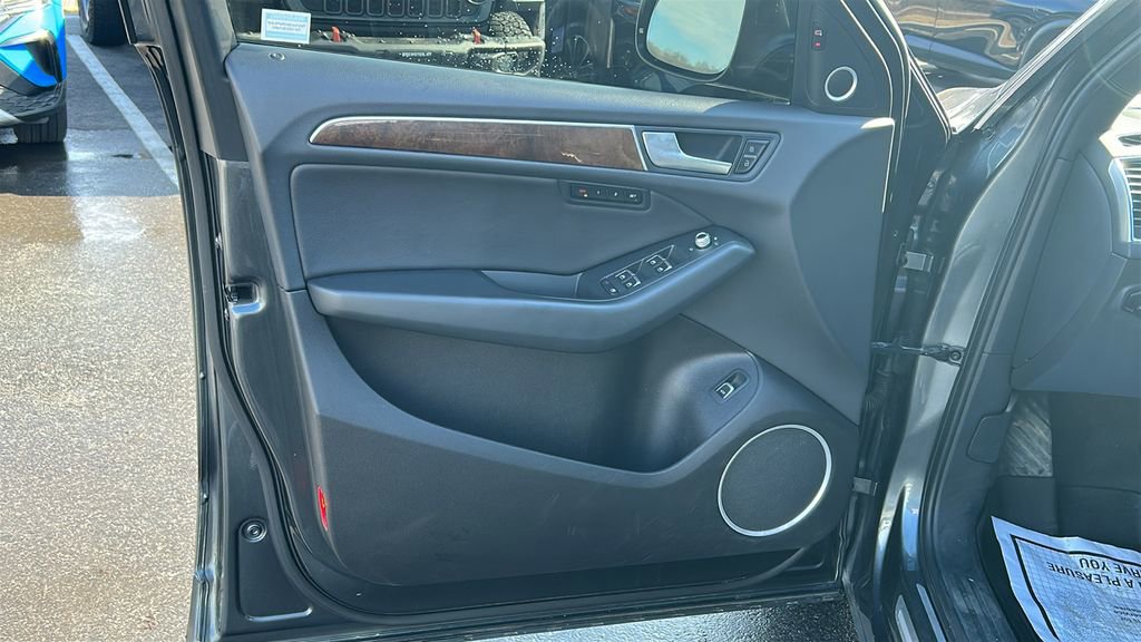 Used 2017 Audi Q5 3.0T Premium Plus w/ Technology Package image 10