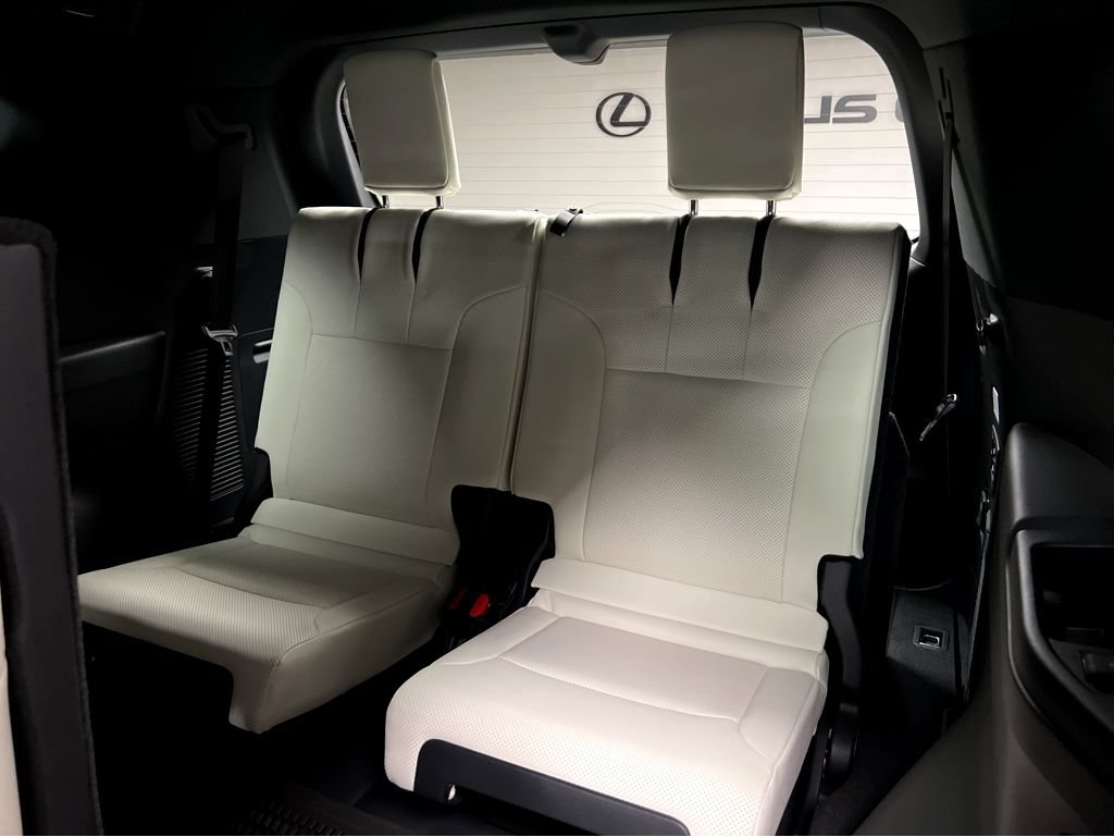 New 2026 Lexus LX 600 4WD w/ Accessory Package (2T) image 43