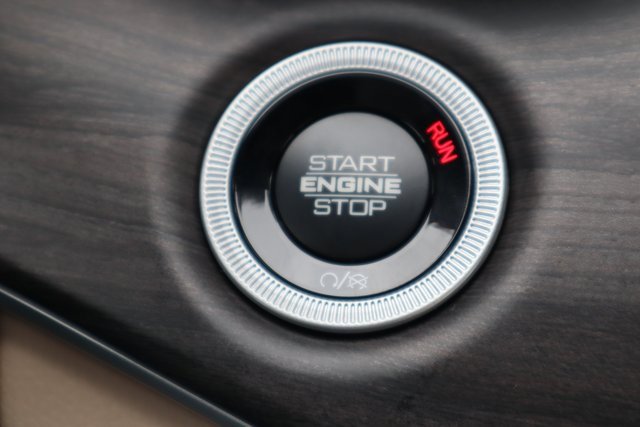 New 2025 Jeep Grand Cherokee L Limited w/ Trailer Tow Package image 13