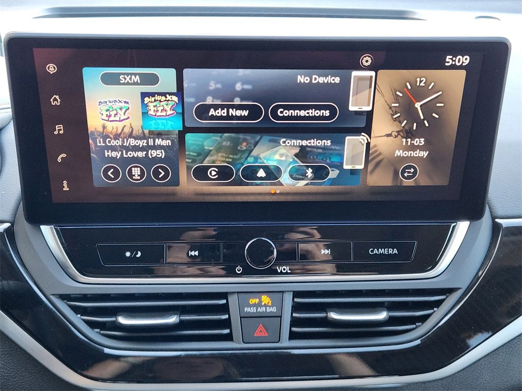 New 2025 Nissan Altima 2.5 SR image 12