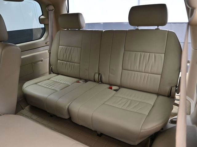 Used 2006 Toyota Land Cruiser image 40