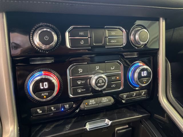 Used 2023 GMC Yukon Denali AWD/4WD image 14