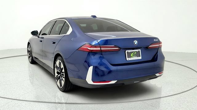 Used 2026 BMW 530i RWD image 6