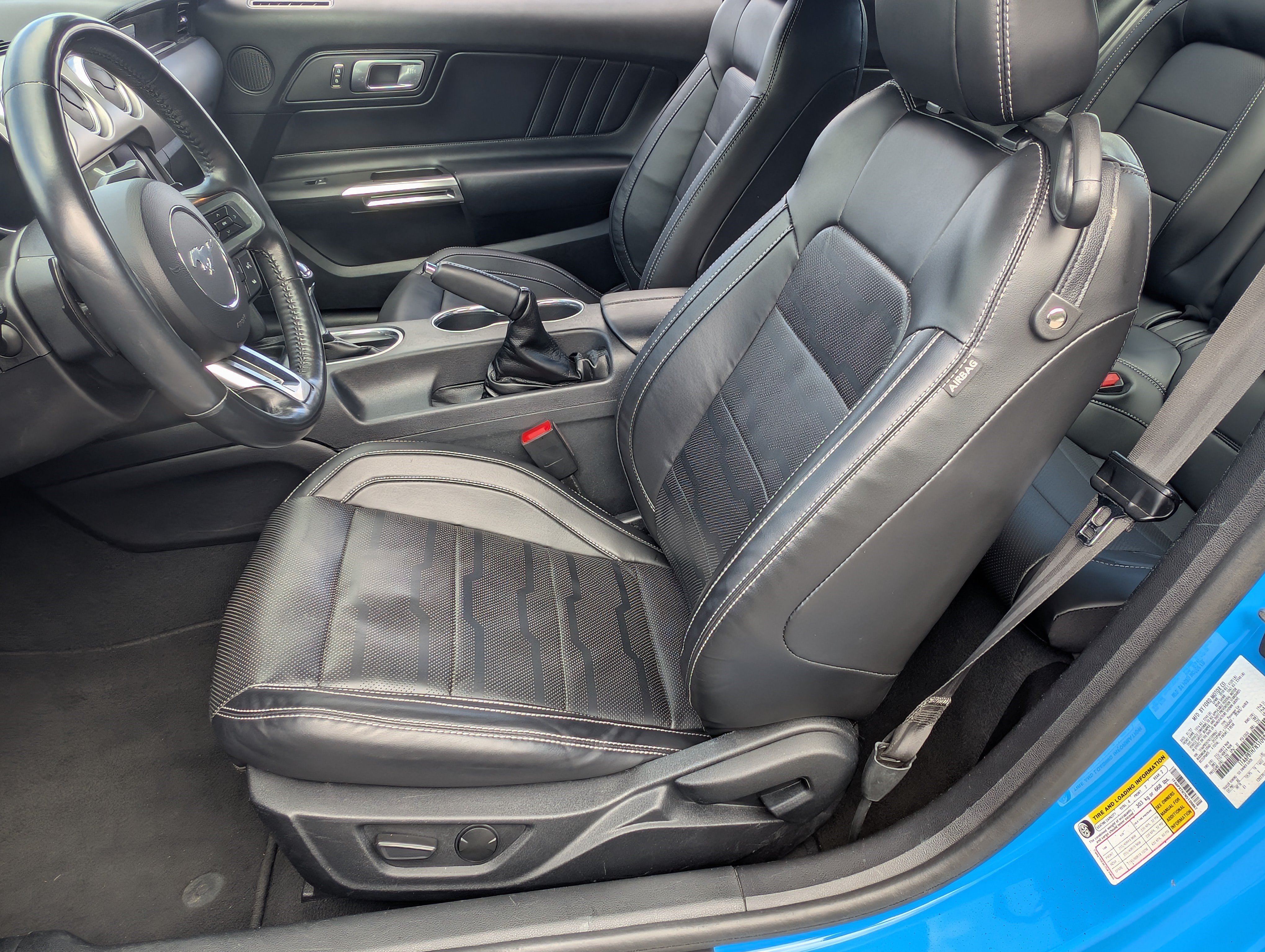 Used 2022 Ford Mustang Premium w/ Black Accent Package RWD image 16