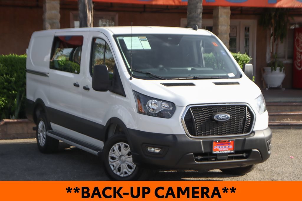 Used 2025 Ford Transit 250 Low Roof w/ Exterior Upgrade Package RWD image 2