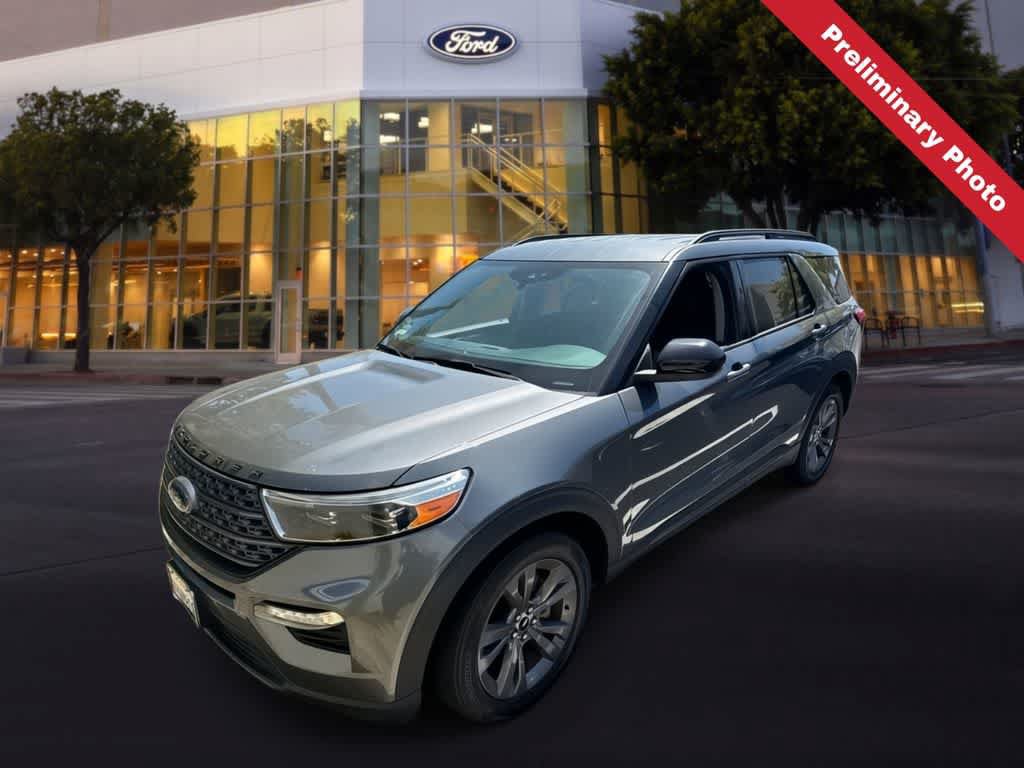 Certified 2023 Ford Explorer XLT w/ Equipment Group 202A