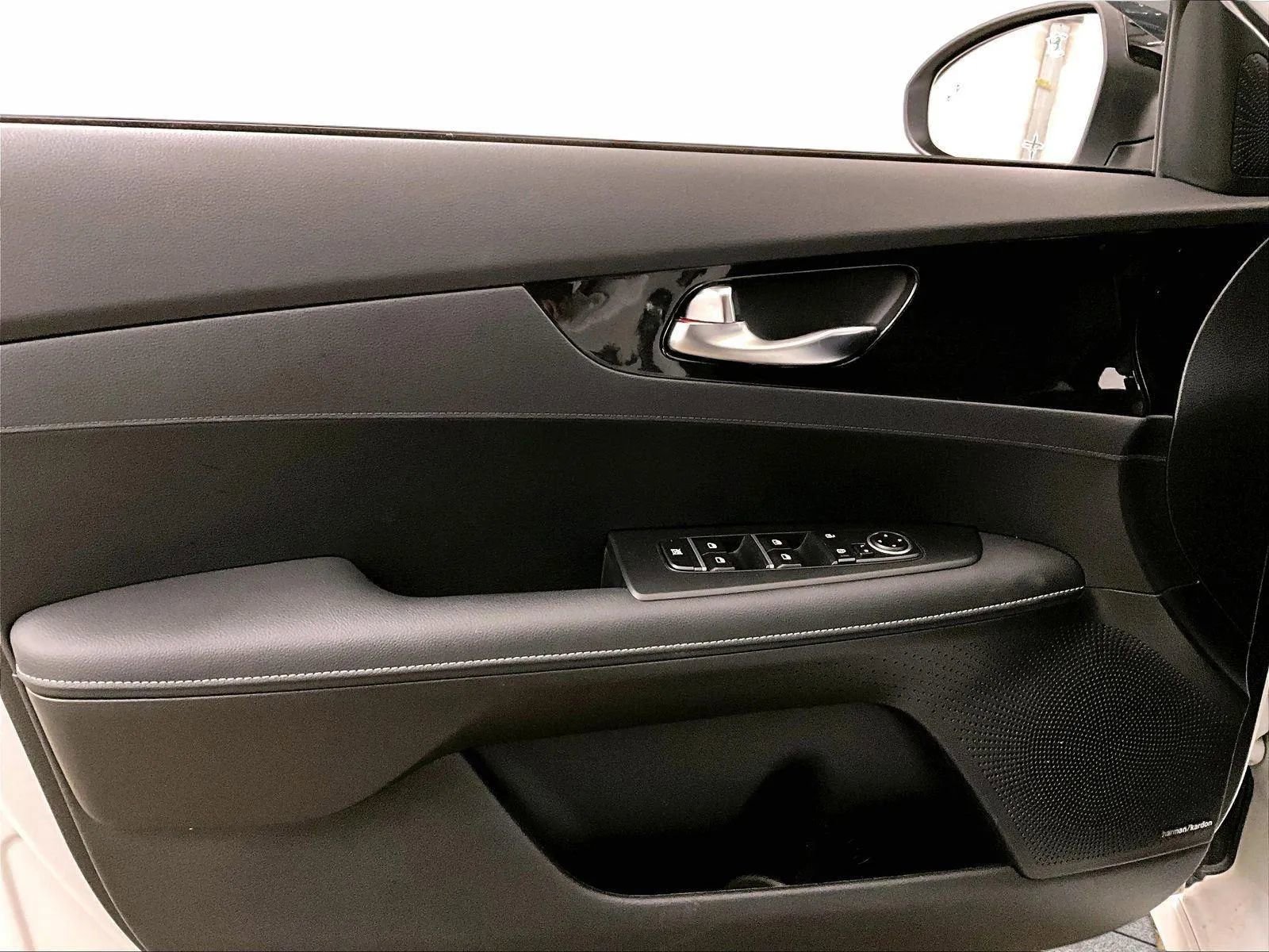 Used 2024 Kia Forte GT-Line w/ GT-Line Premium Package image 22