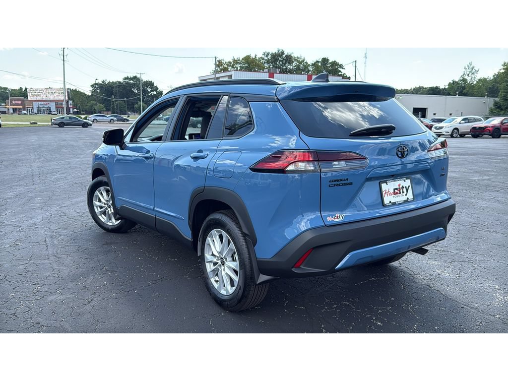 New 2026 Toyota Corolla Cross LE AWD/4WD image 5
