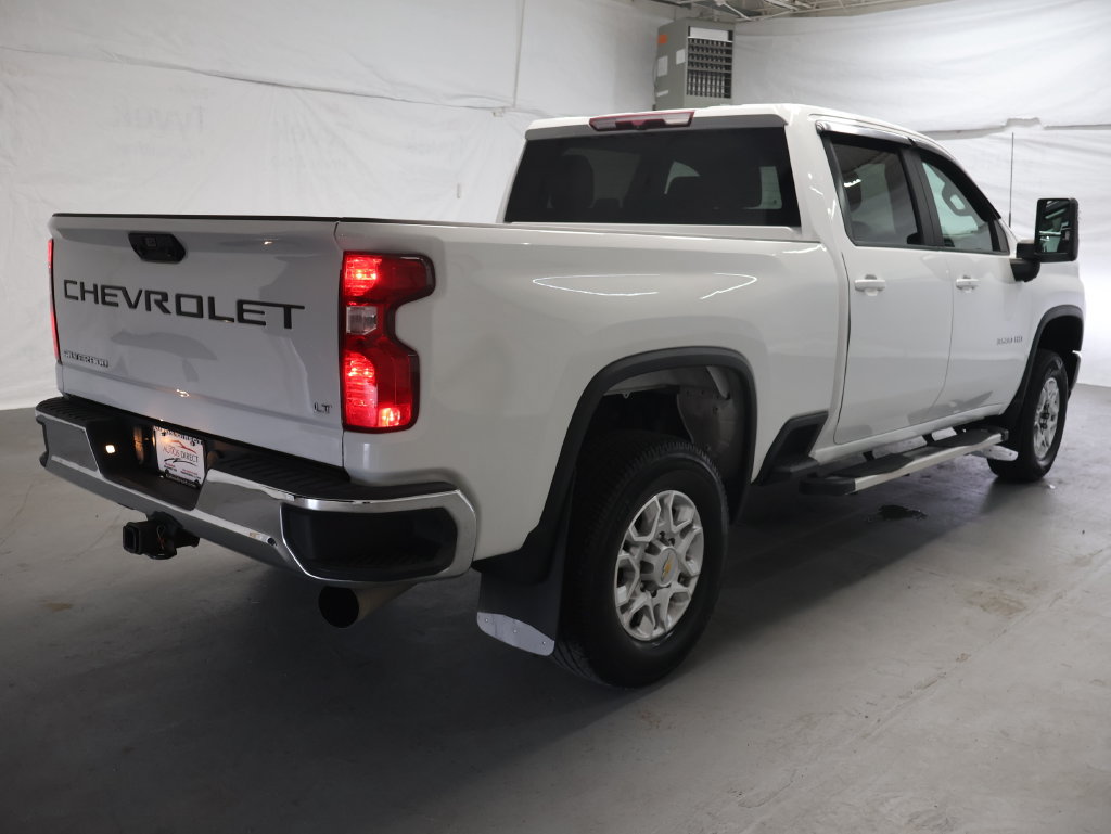 Used 2022 Chevrolet Silverado 3500 LT w/ Convenience Package AWD/4WD image 7