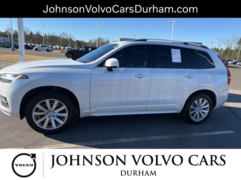 Used 2018 Volvo XC90 T5 Momentum w/ Convenience Package image 16