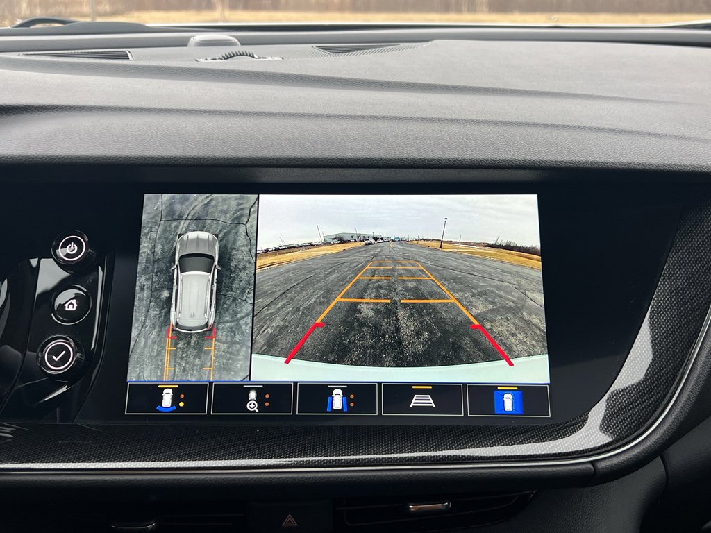 Used 2023 Buick Envision Essence w/ Technology Package I image 28