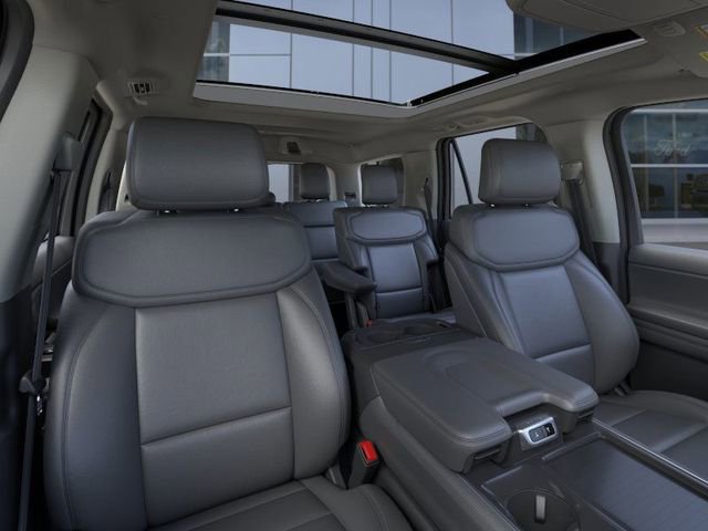 New 2026 Ford Expedition Active image 10