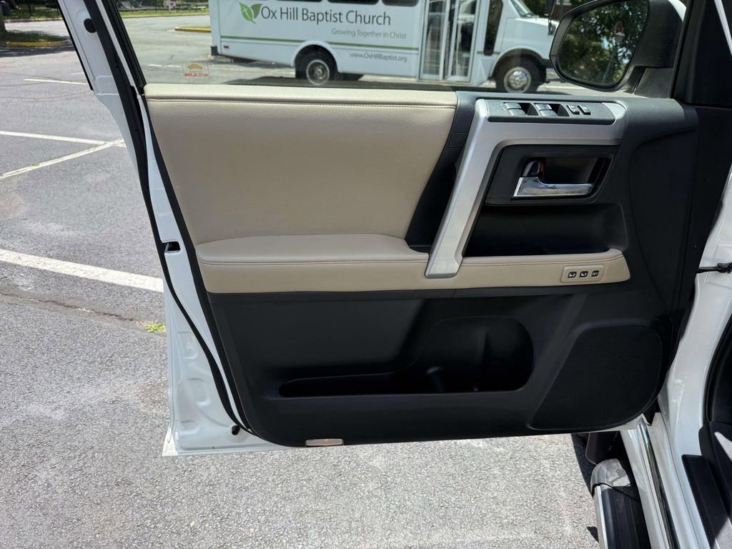 Used 2017 Toyota 4Runner Limited AWD/4WD image 12