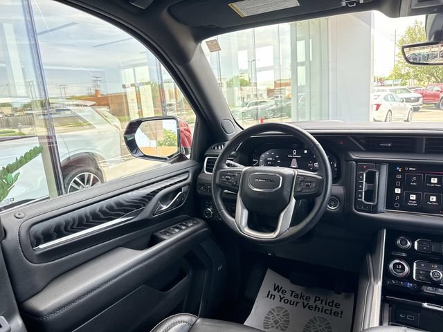 Used 2022 GMC Yukon Denali w/ Denali Premium Package AWD/4WD image 67