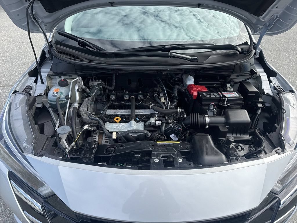 Used 2025 Nissan Versa SV FWD image 29
