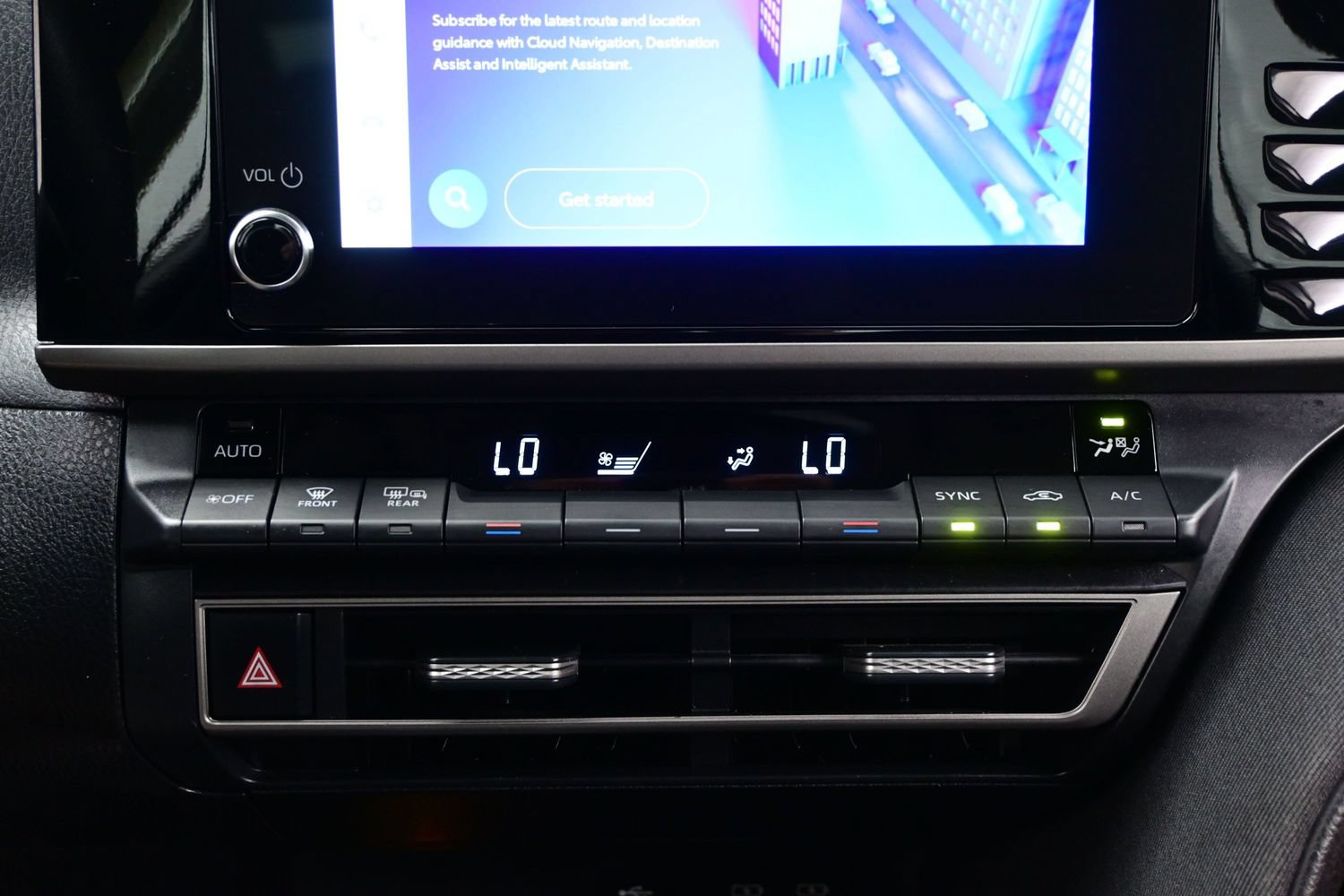 Used 2025 Toyota Camry LE FWD image 19