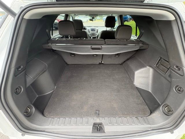 Certified 2023 Chevrolet Equinox LT w/ Driver Convenience Package image 35