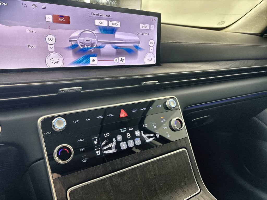 Used 2025 Genesis GV80 3.5T Prestige AWD/4WD image 17