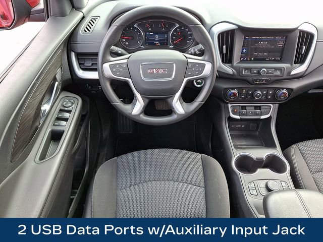 Used 2022 GMC Terrain SLE w/ Driver Convenience Package image 3