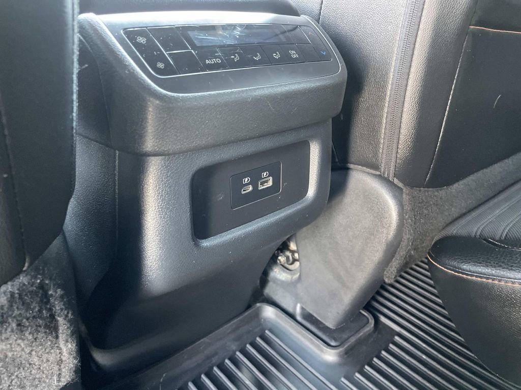 Used 2023 Nissan Pathfinder Rock Creek AWD/4WD image 4