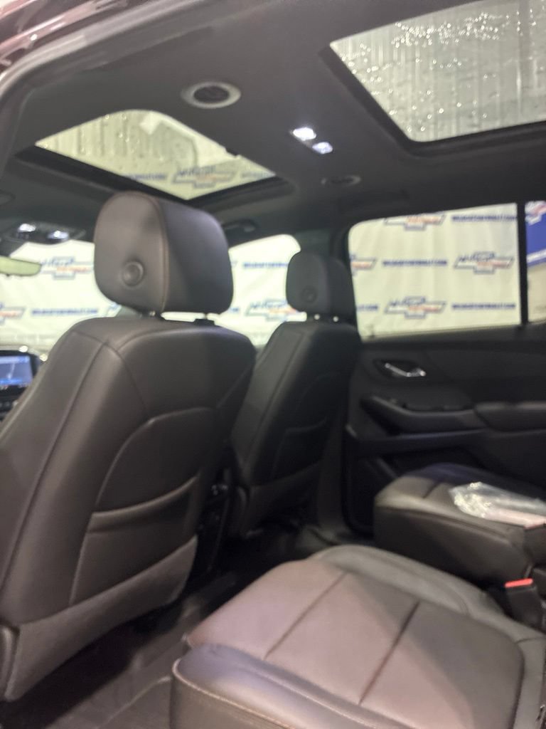 Used 2023 Chevrolet Traverse High Country w/ LPO, Floor Liner Package AWD/4WD image 34