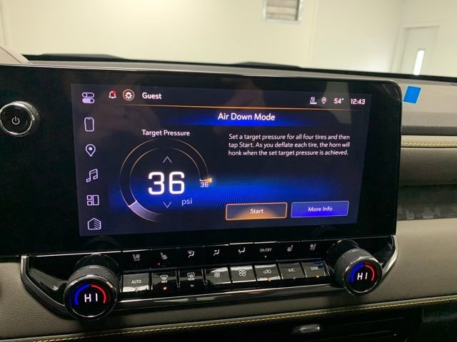 New 2026 Chevrolet Colorado ZR2 w/ Technology Package image 39