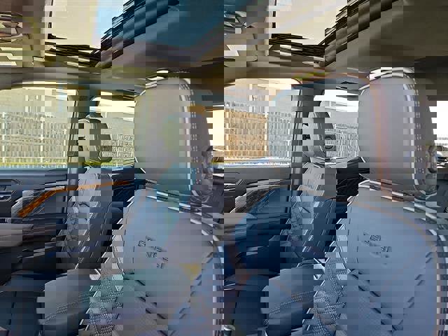 New 2026 GMC Canyon Denali w/ LPO, Denali Black Edition image 12