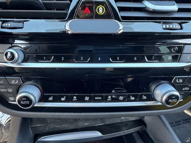 Used 2022 BMW 530i xDrive w/ Premium Package image 27