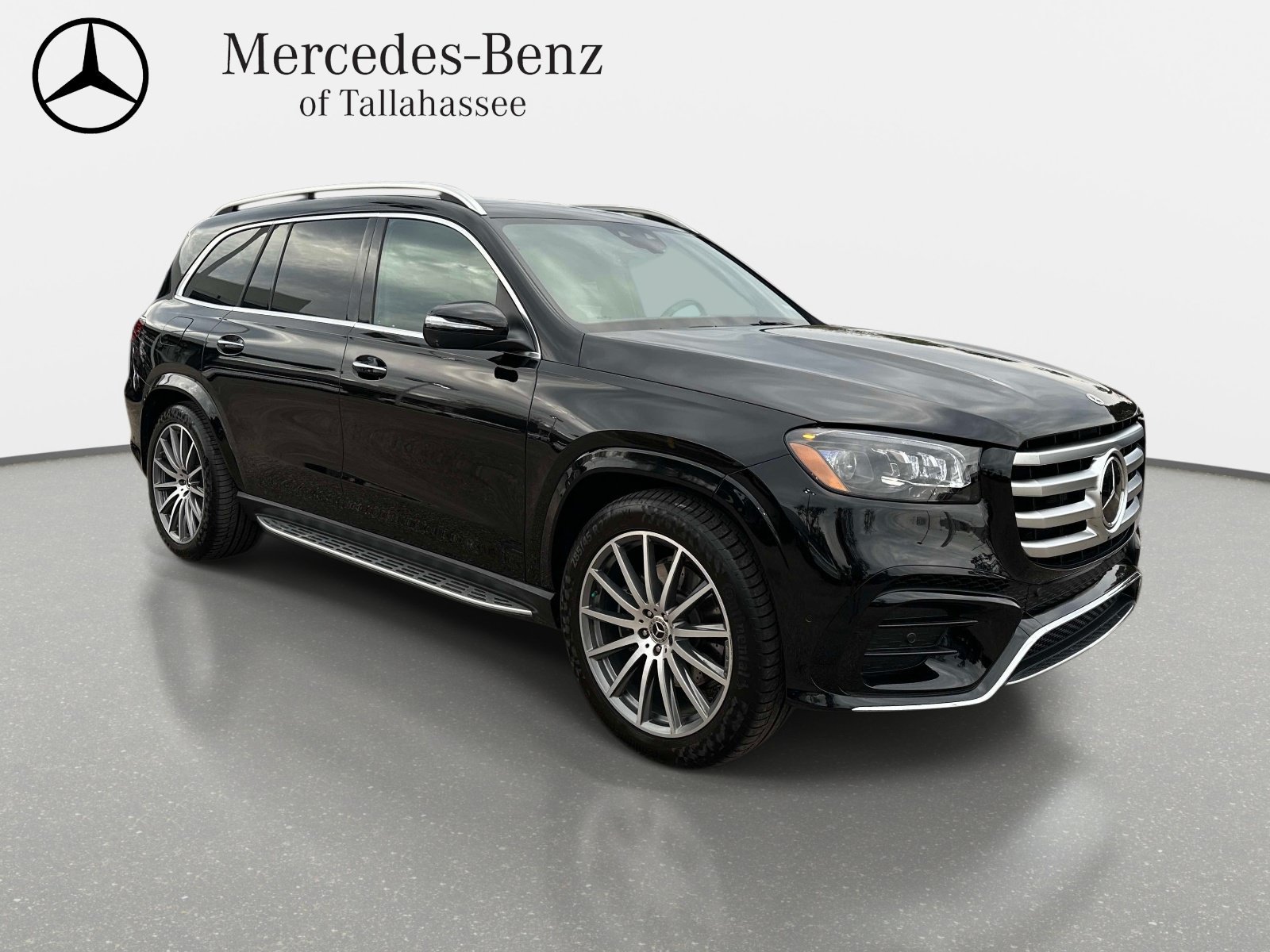 Used 2025 Mercedes-Benz GLS 580 4MATIC image 7