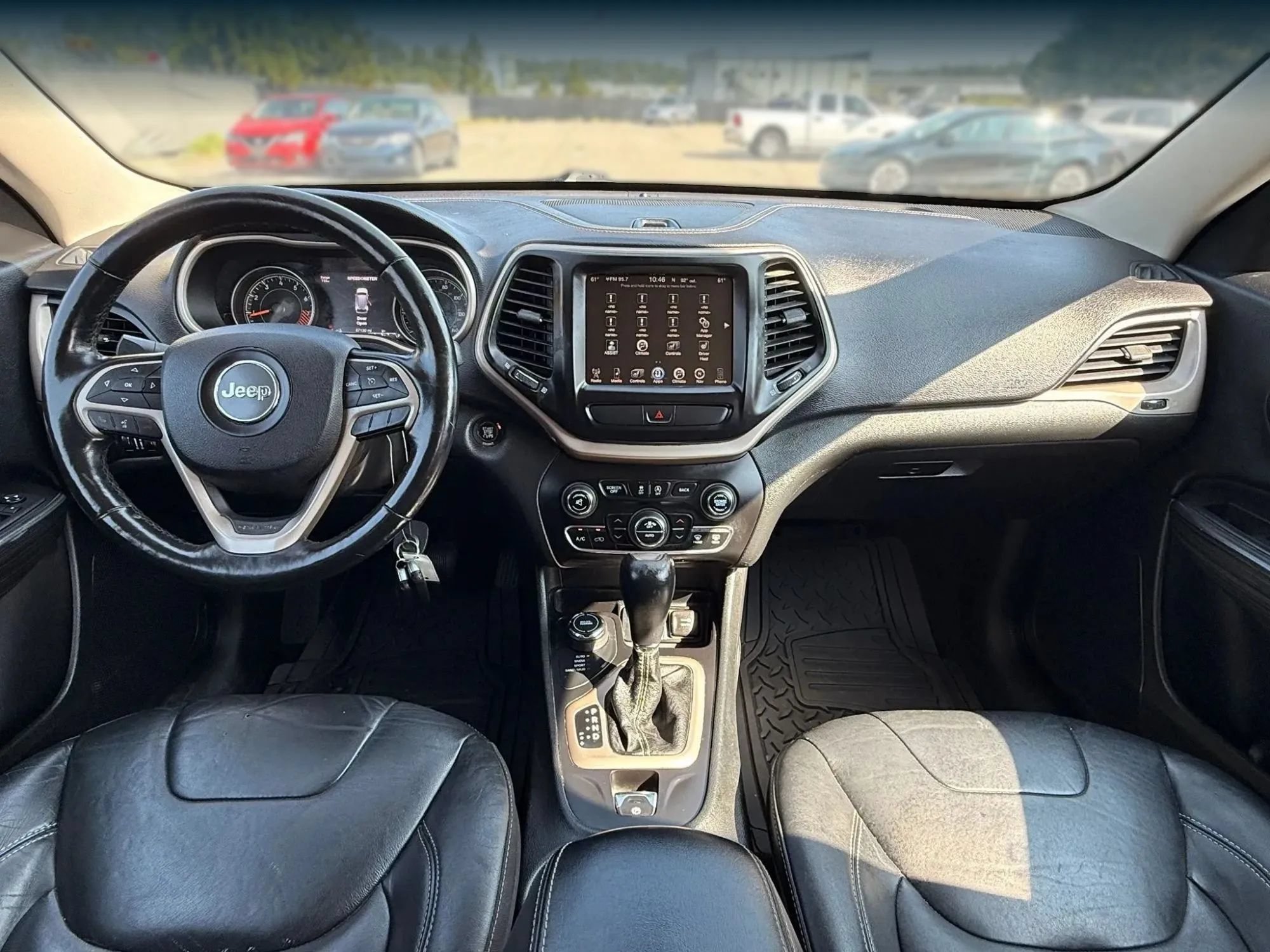 Used 2015 Jeep Cherokee Limited AWD/4WD image 3