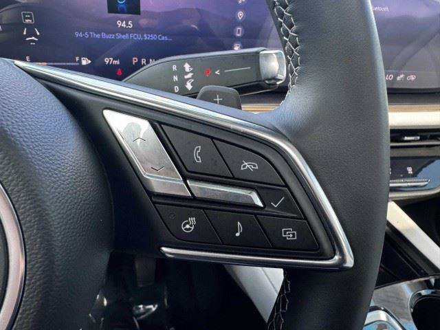 Used 2024 Buick Envision Avenir AWD/4WD image 29