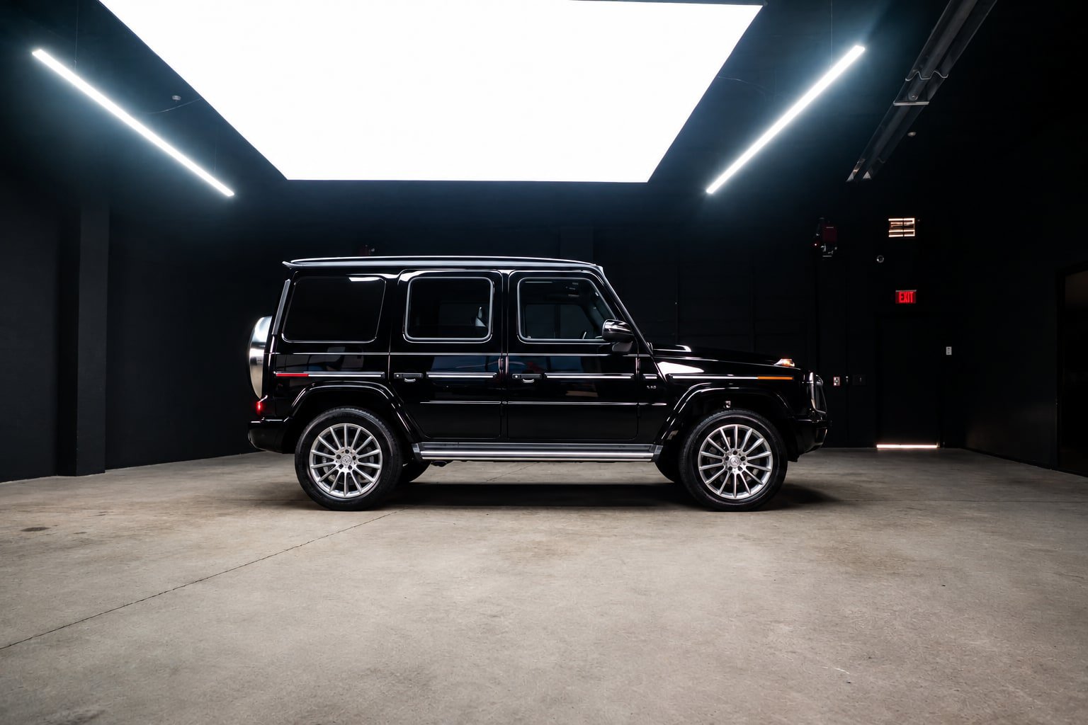 Used 2023 Mercedes-Benz G 550 image 8