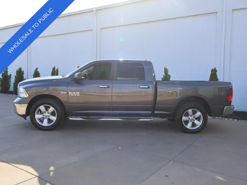 Used 2016 RAM 1500 Classic SLT AWD/4WD image 3