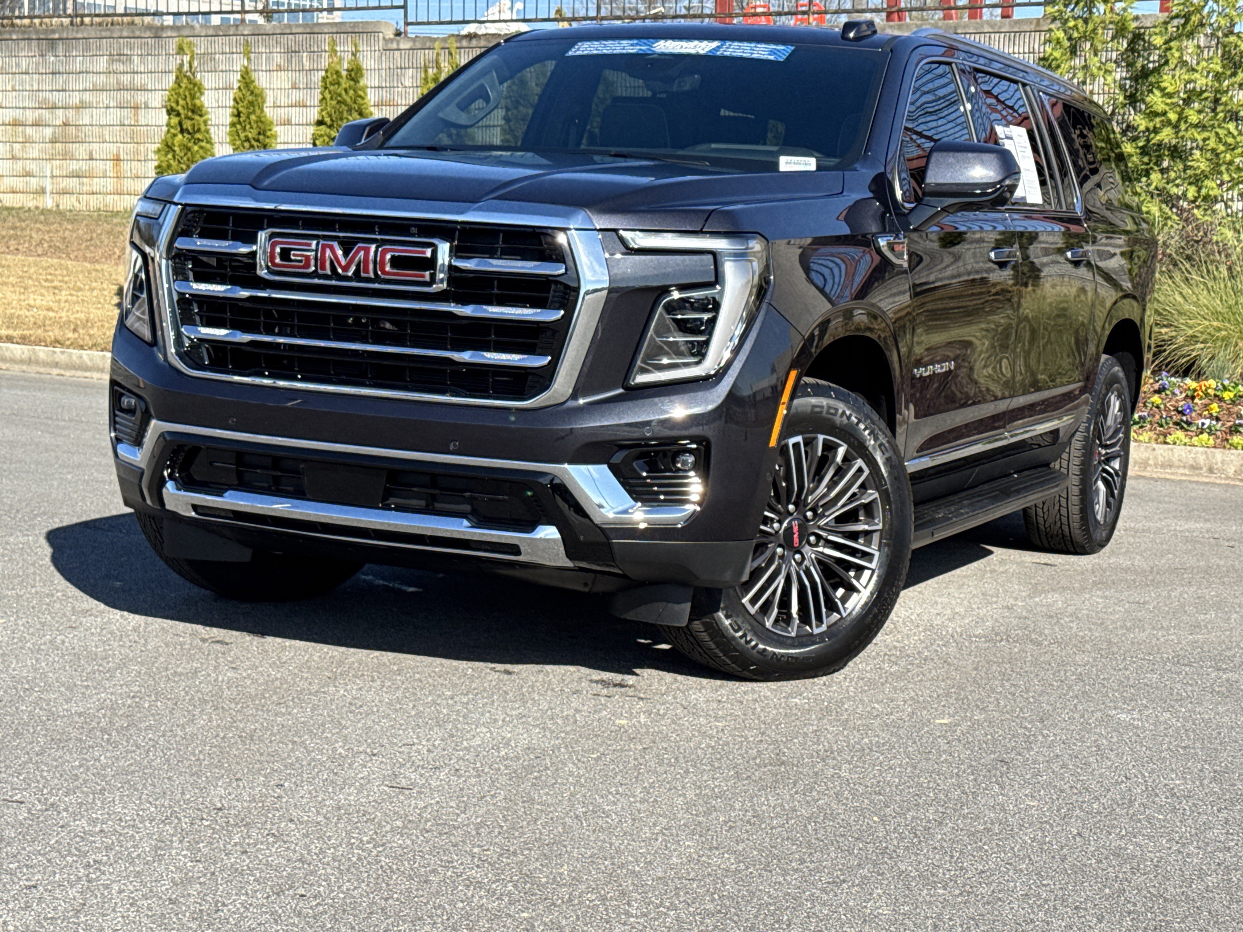 Used 2026 GMC Yukon XL Elevation w/ Elevation Premium Package image 5