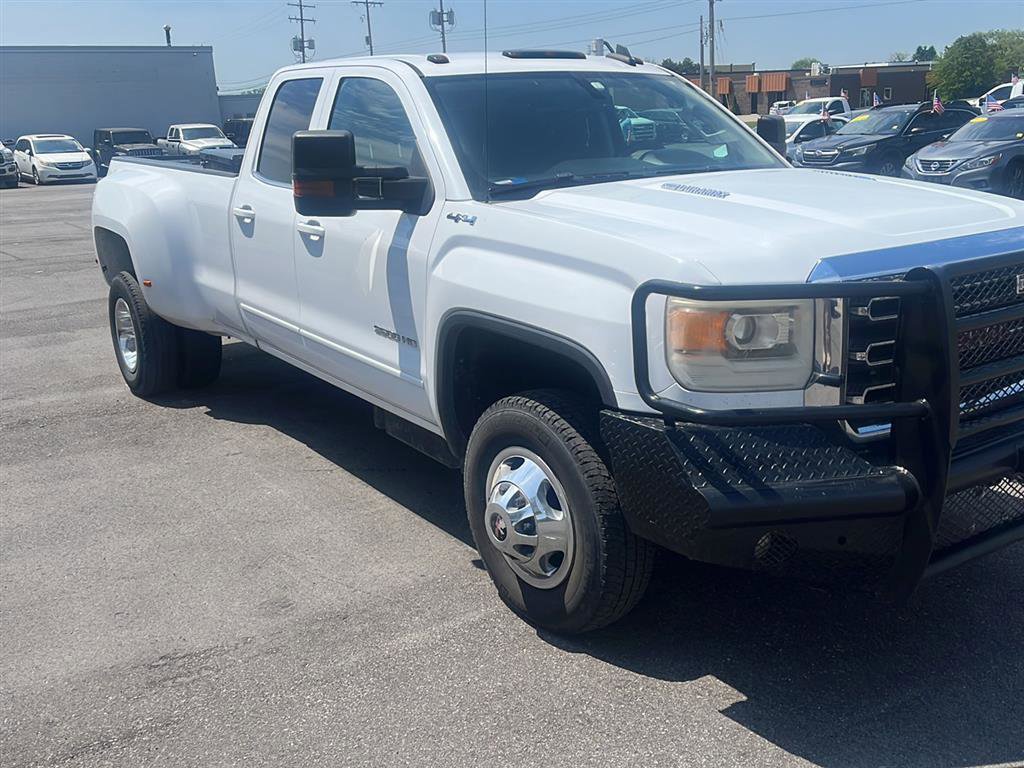 Used 2015 GMC Sierra 3500 SLE w/ SLE Preferred Package AWD/4WD image 2