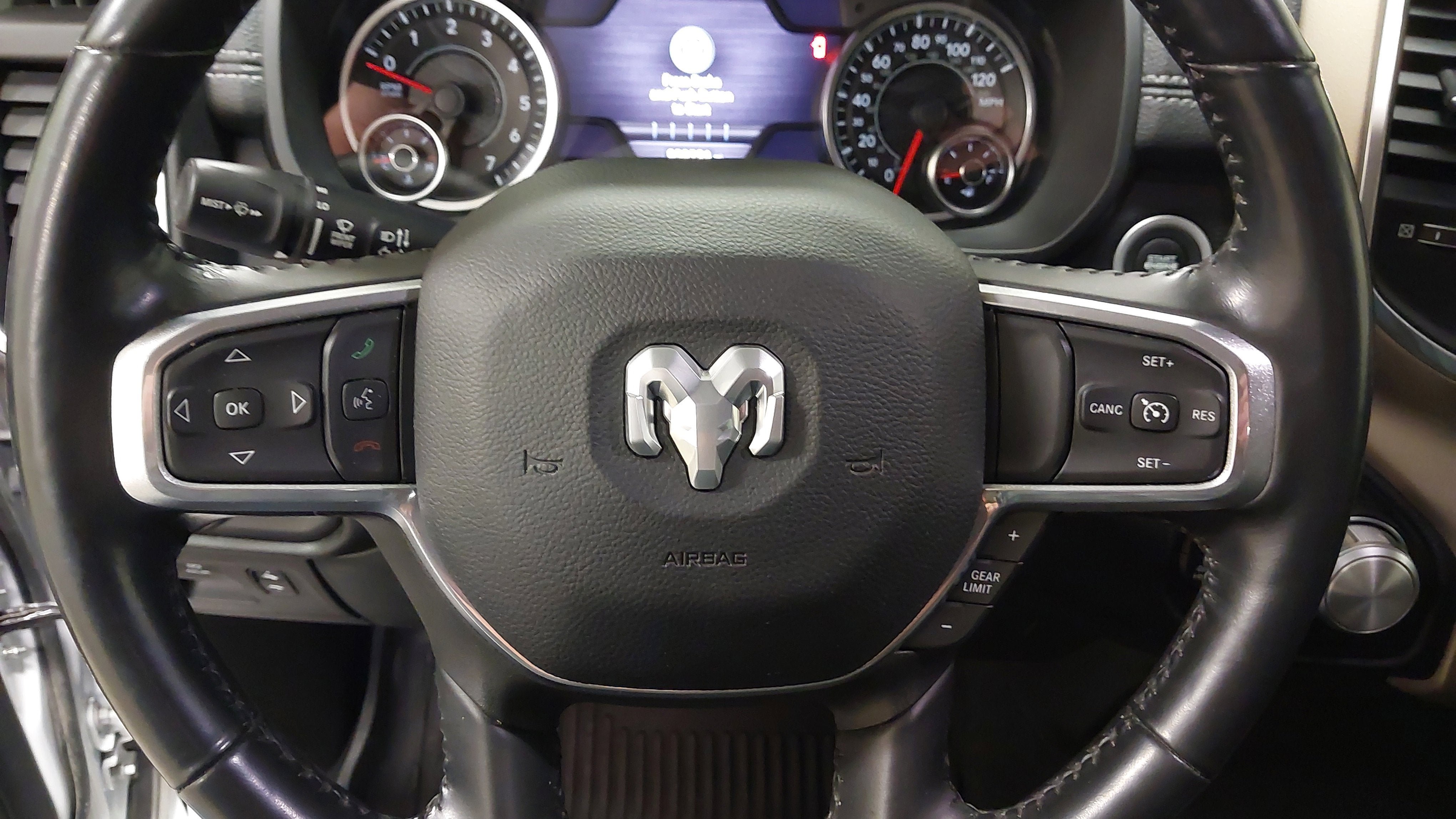 Used 2022 RAM 1500 Laramie AWD/4WD image 35