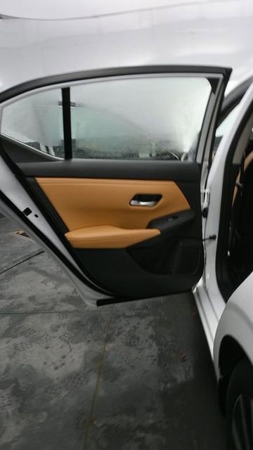 Used 2023 Nissan Sentra SV w/ SV Premium Package image 15