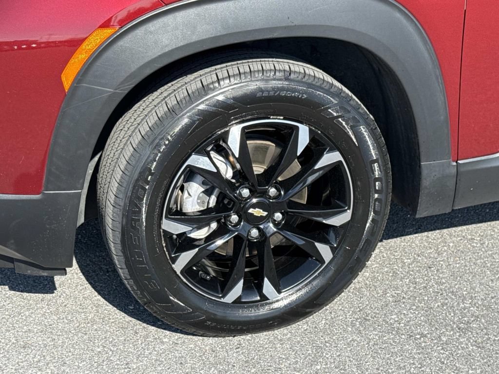 Used 2023 Chevrolet TrailBlazer LT FWD image 30