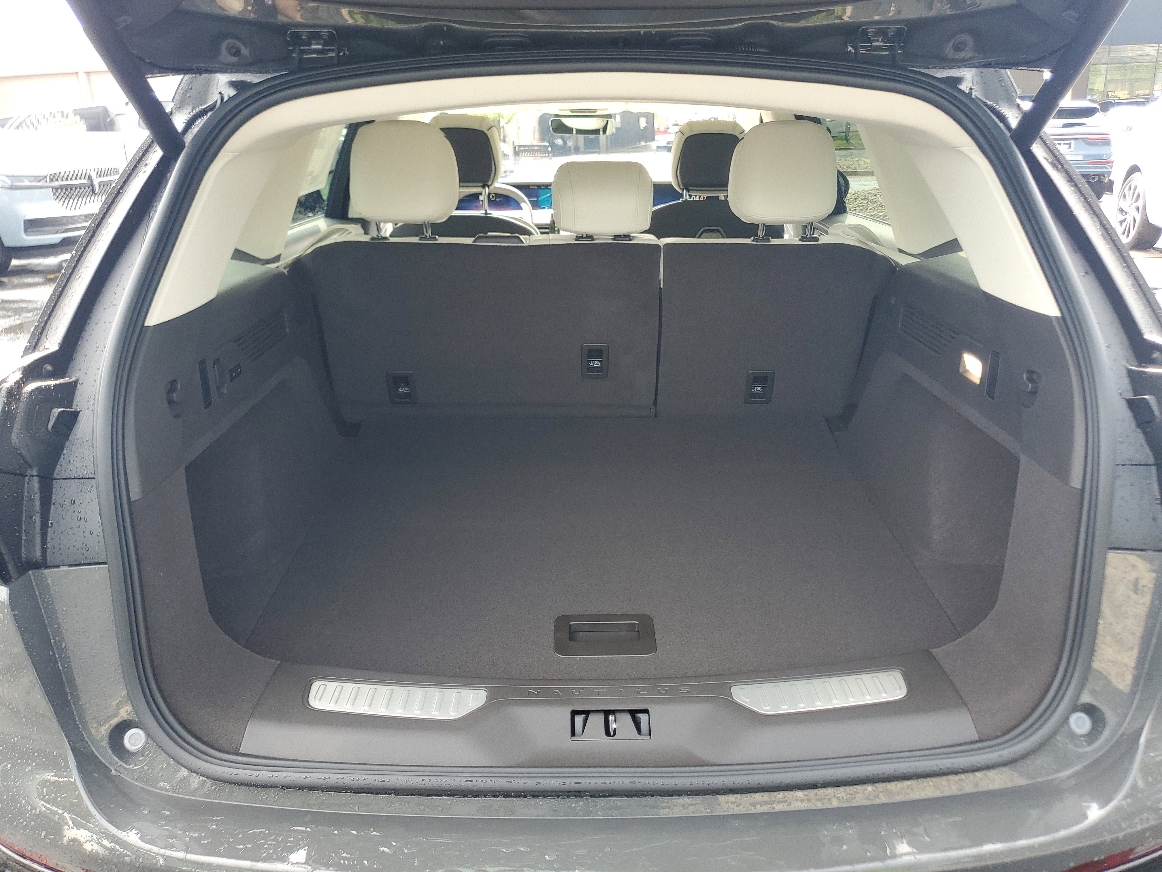 New 2026 Lincoln Nautilus Black Label AWD/4WD image 32