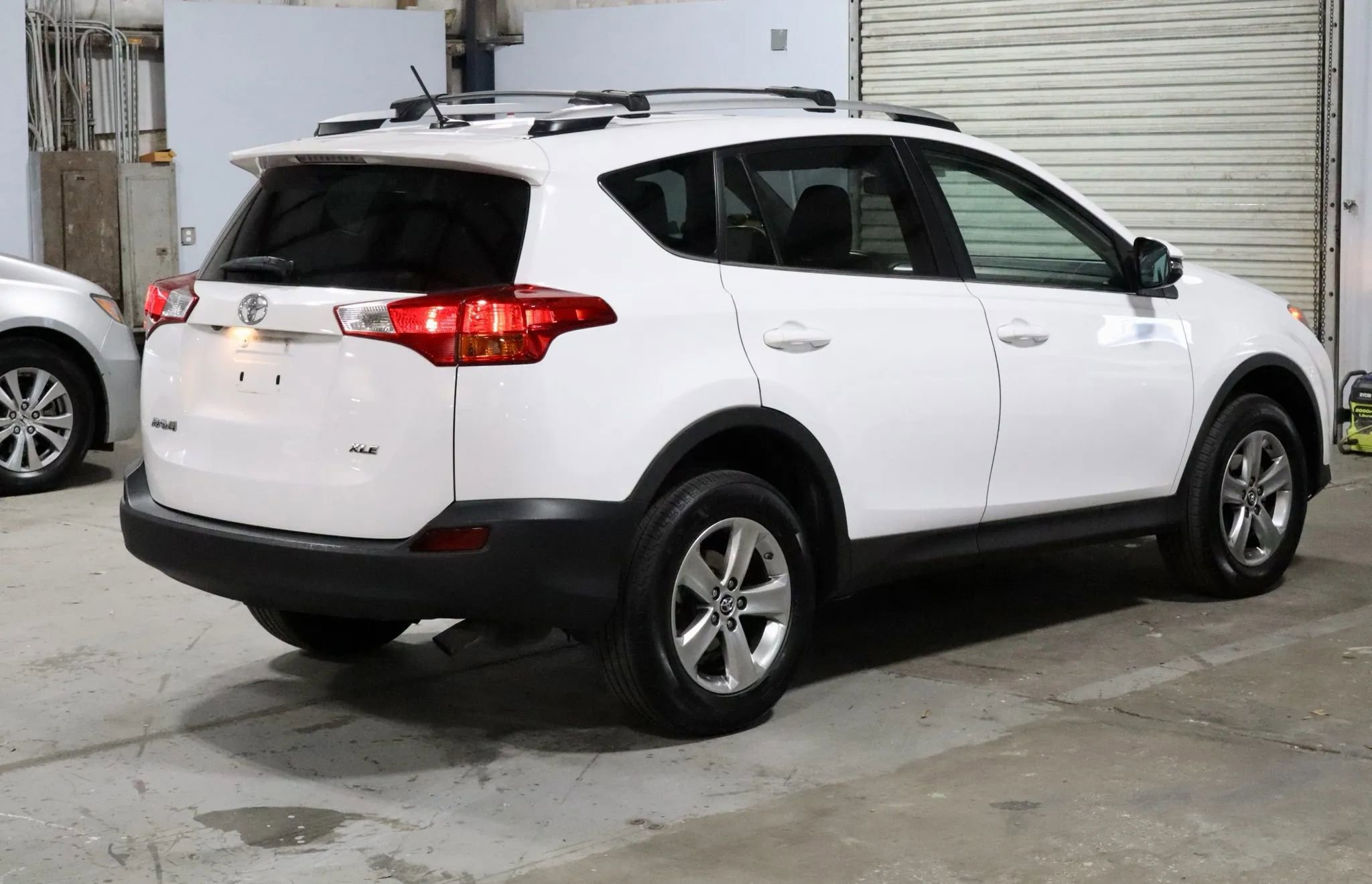 Used 2015 Toyota RAV4 XLE image 5