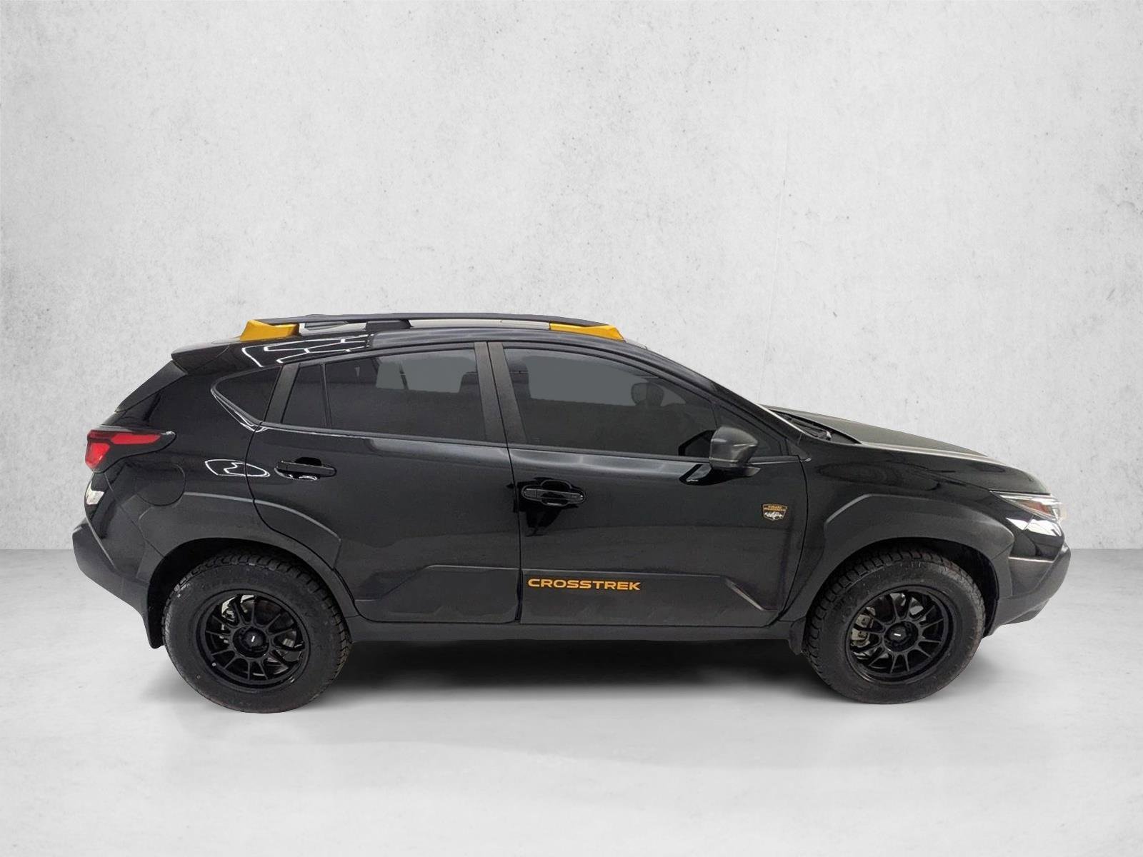 Used 2024 Subaru Crosstrek 2.5i Wilderness w/ Crosstrek Mirror Package AWD/4WD image 4