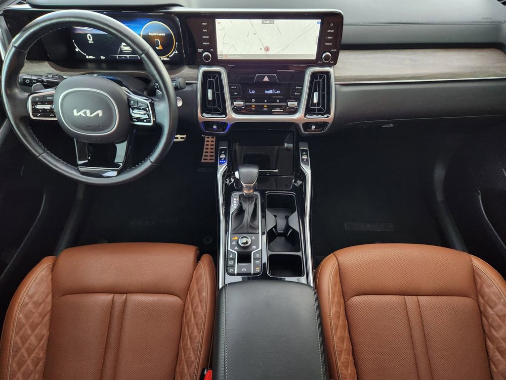 Used 2022 Kia Sorento SX Prestige w/ Rust Color Package AWD/4WD image 25