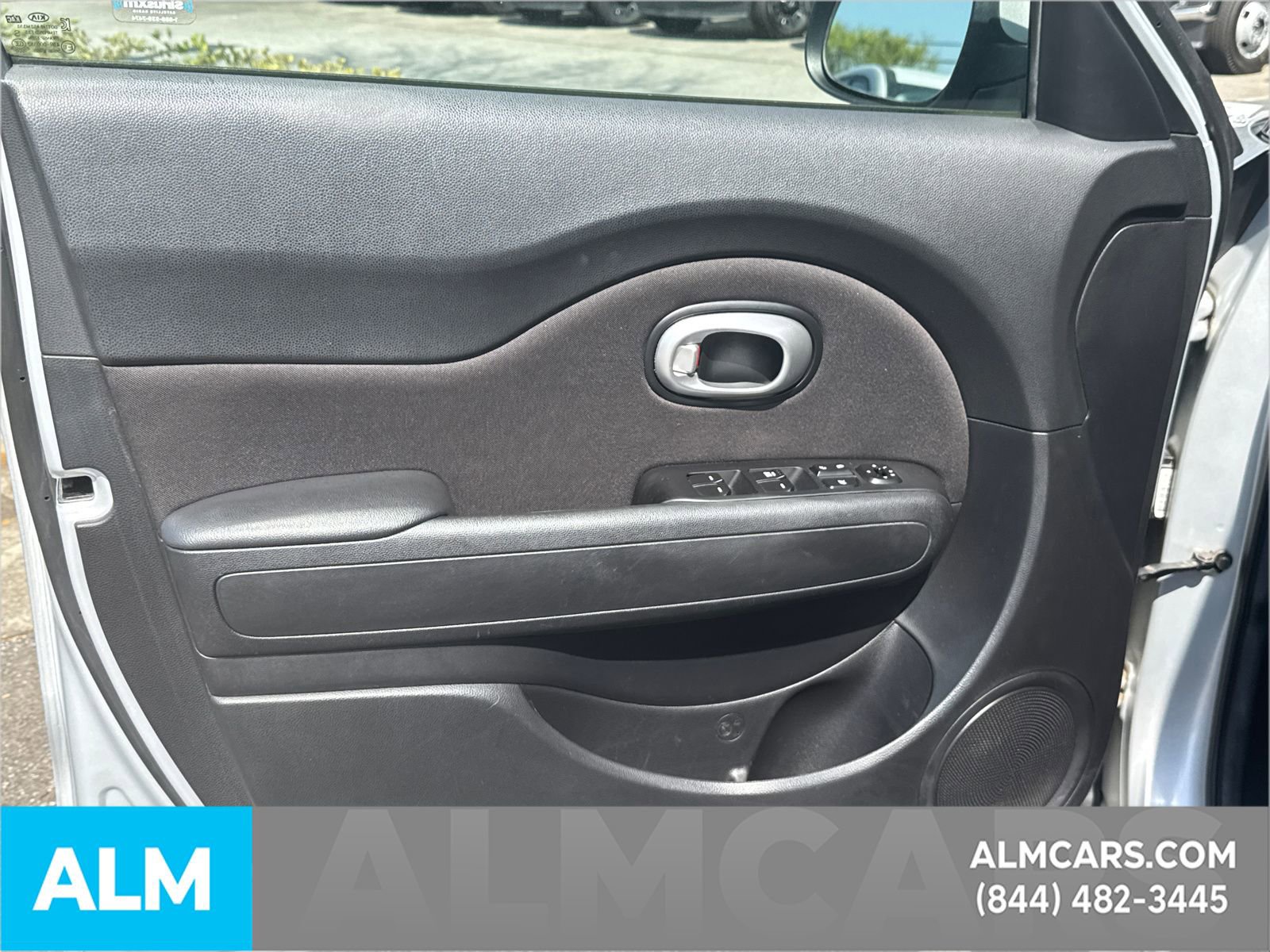 Used 2016 Kia Soul w/ Option Group 020 FWD image 11