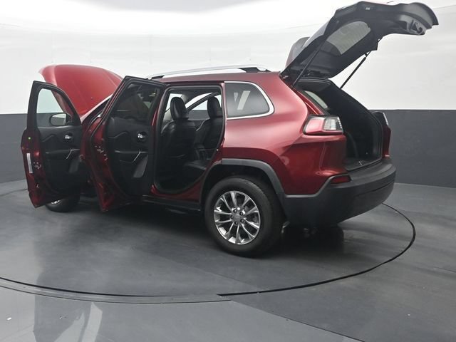 Used 2019 Jeep Cherokee Latitude Plus AWD/4WD image 39